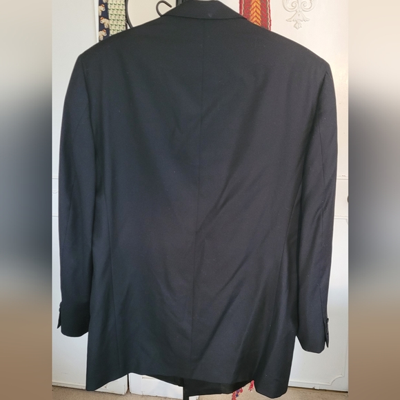 Ermenegildo Zegna Double-Breasted Suit Jacket - Picture 14 of 16